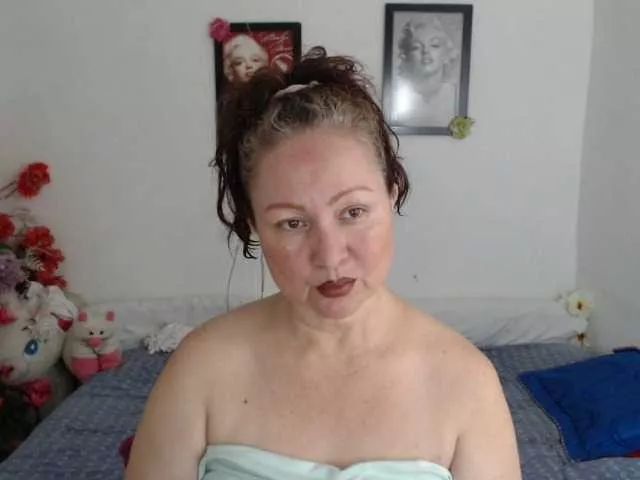 LADYQUEEN520 from BongaCams is Freechat