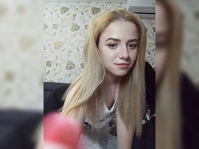 Play-with-me from BongaCams is Freechat