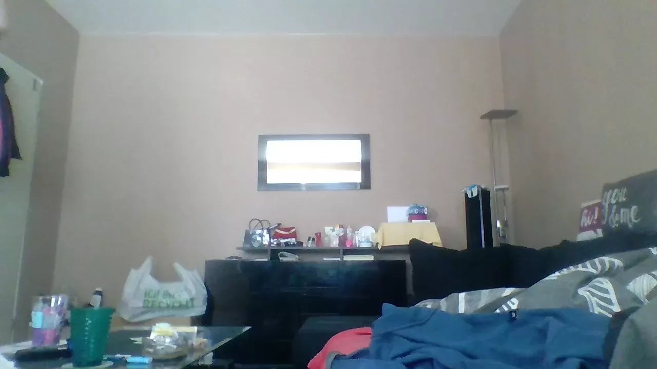 Offline 19PussyDeluxe83 on Cam4