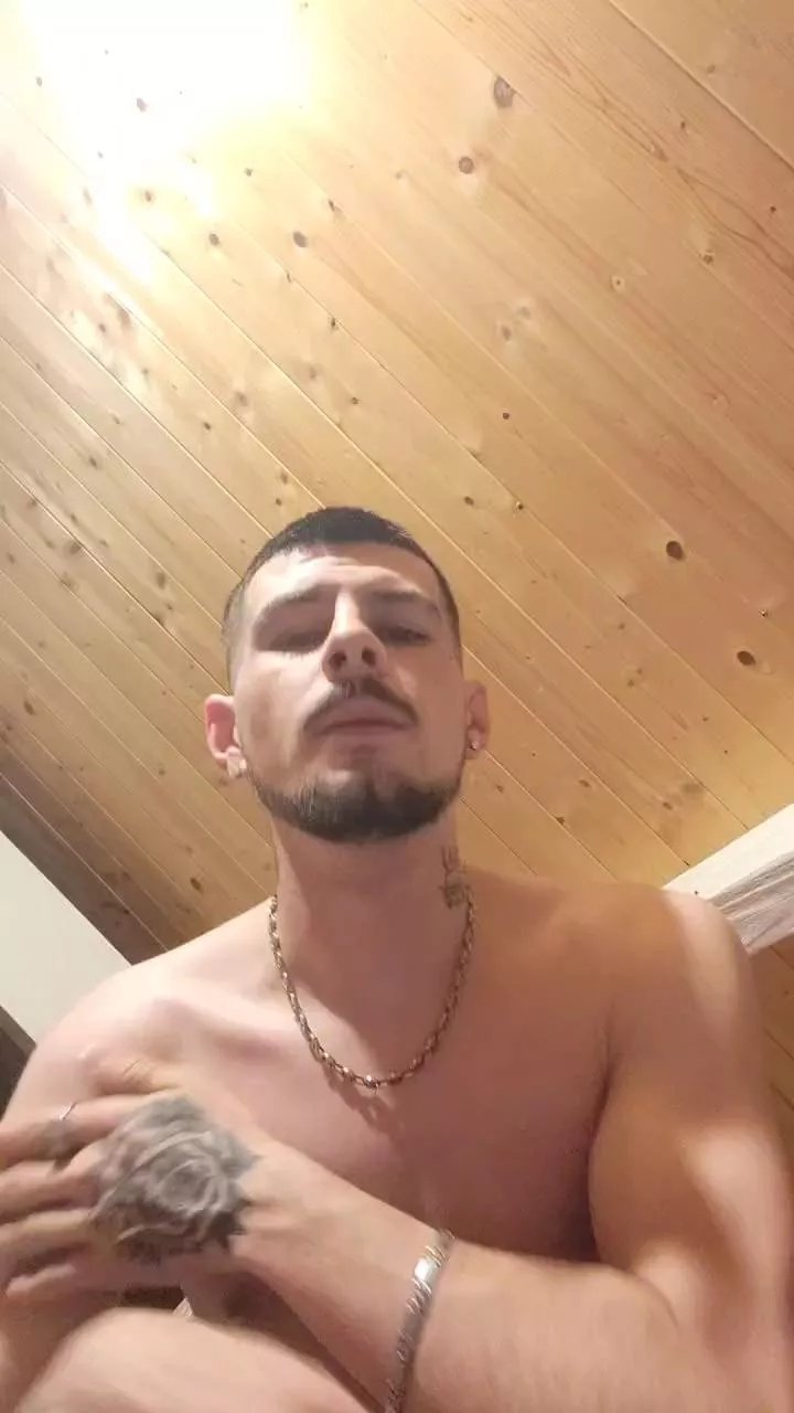 Offline Arthur84vice on Cam4