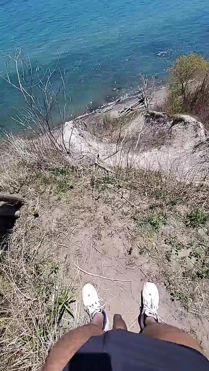 Offline bulgingarmy on Cam4