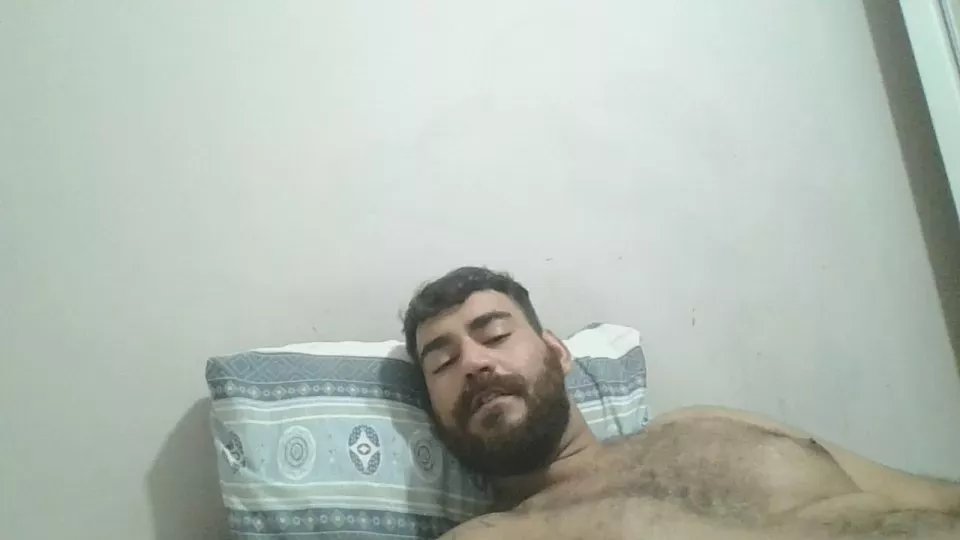 Offline caiorio2 on Cam4