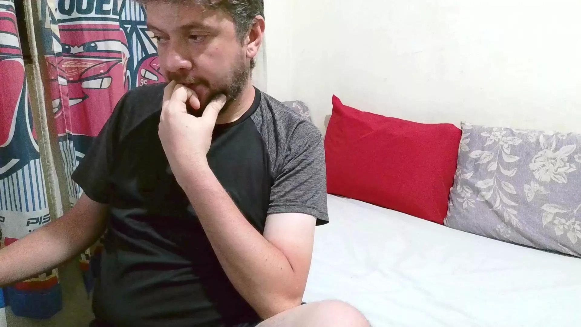 Offline casalrivotril69 on Cam4