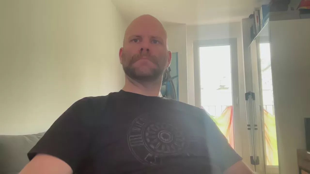 Offline da_flow on Cam4