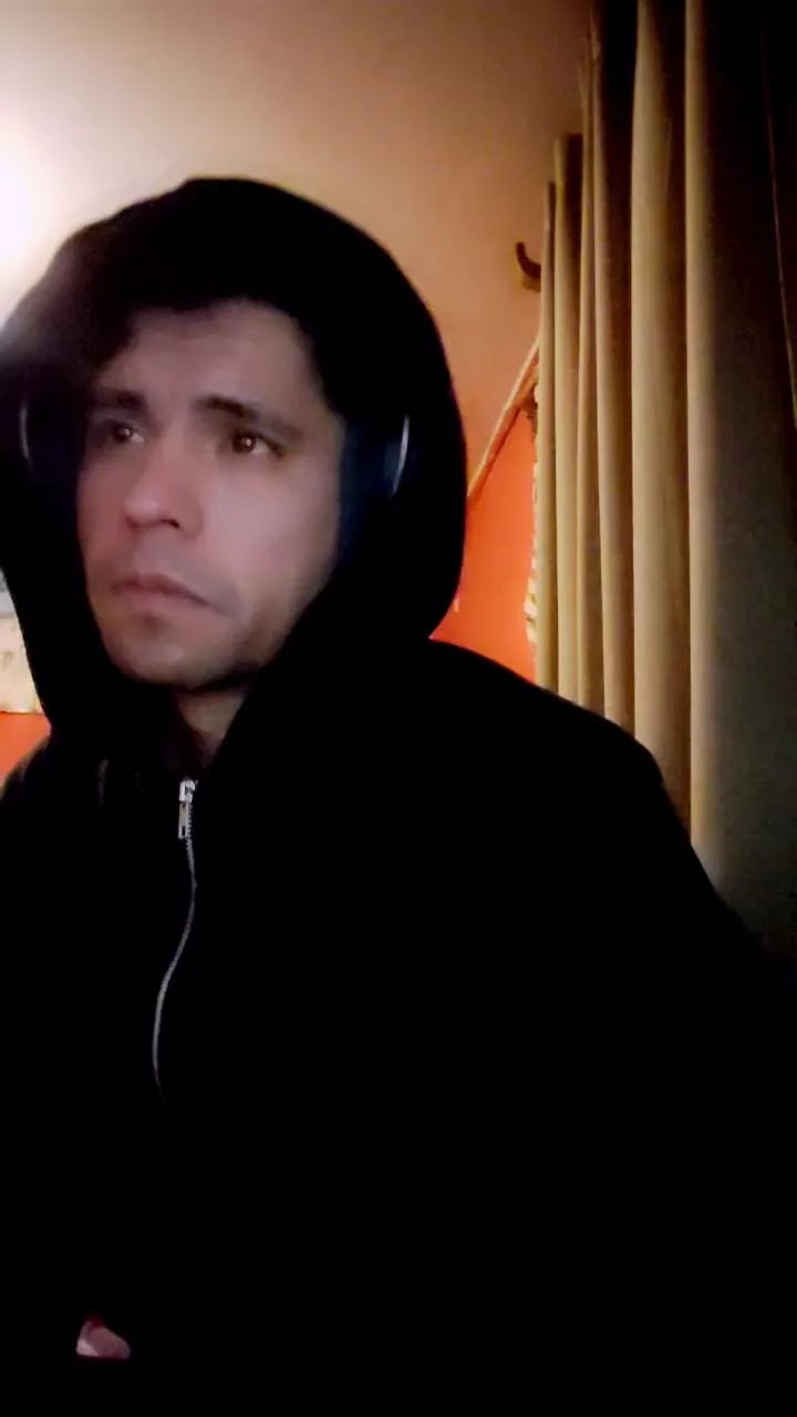 Offline Demianblak on Cam4