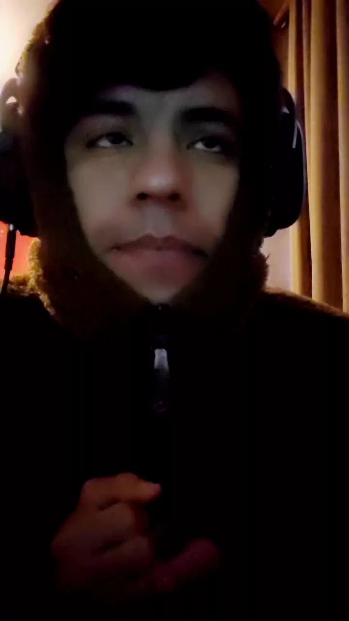 Offline Demianblak on Cam4