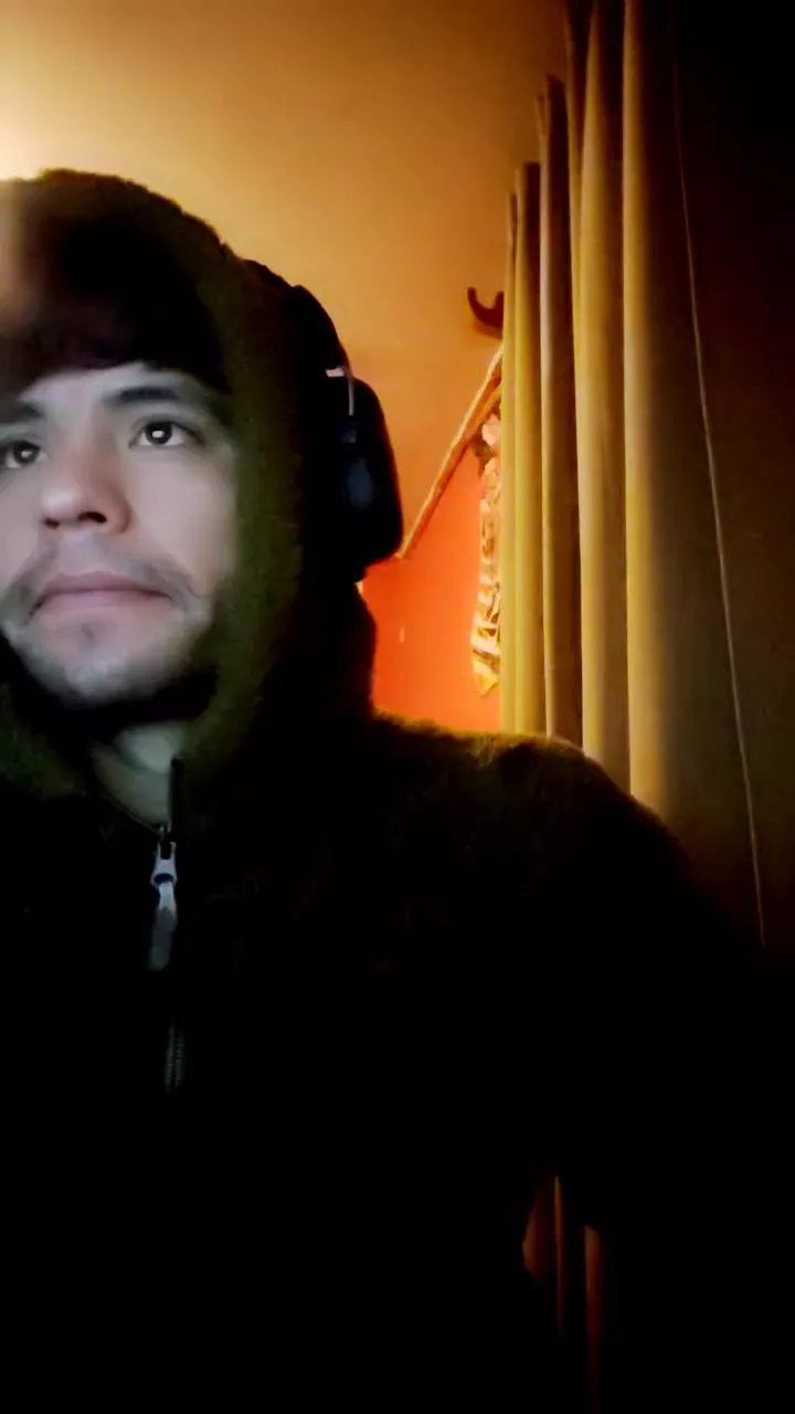 Offline Demianblak on Cam4