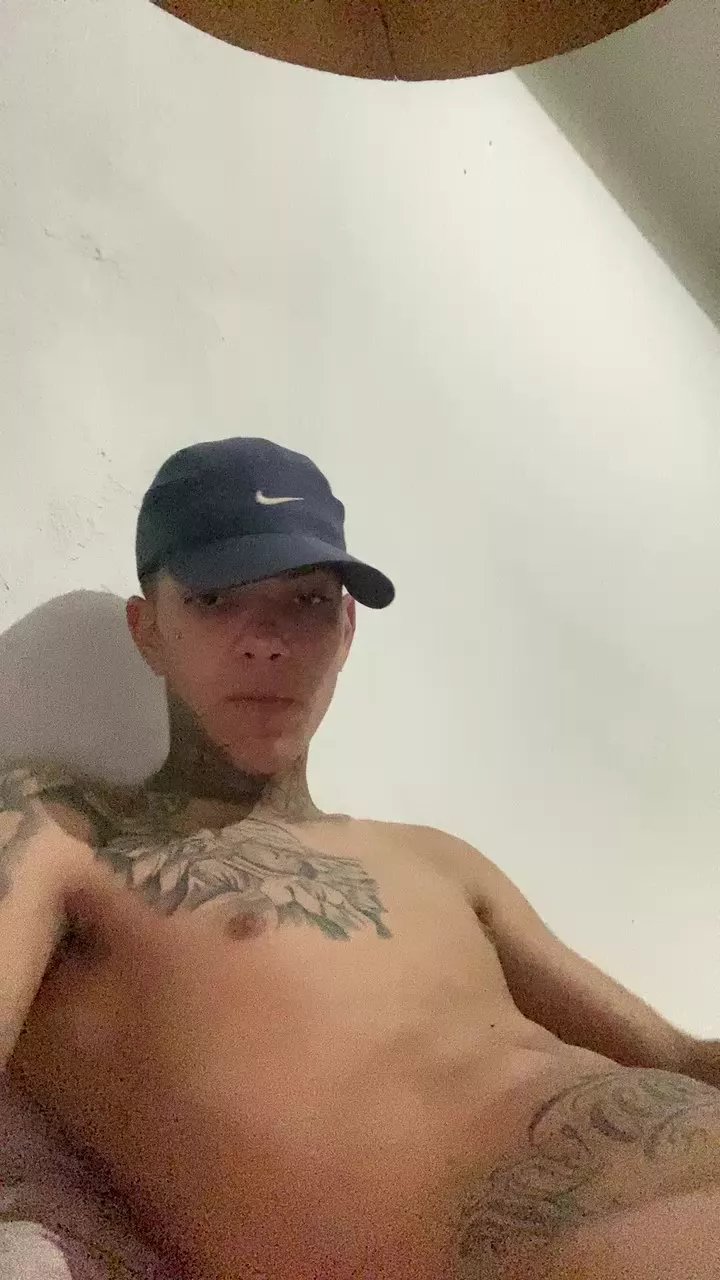 Offline Eookevin on Cam4