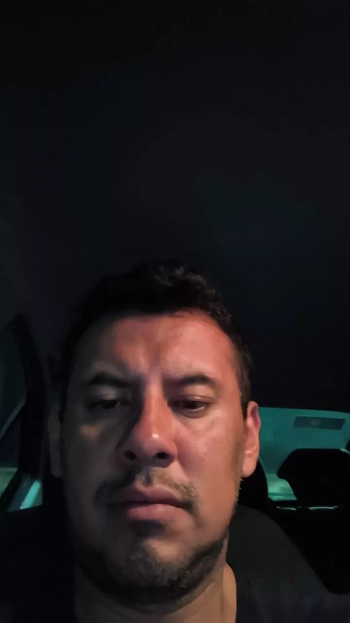 Offline fireface29 on Cam4