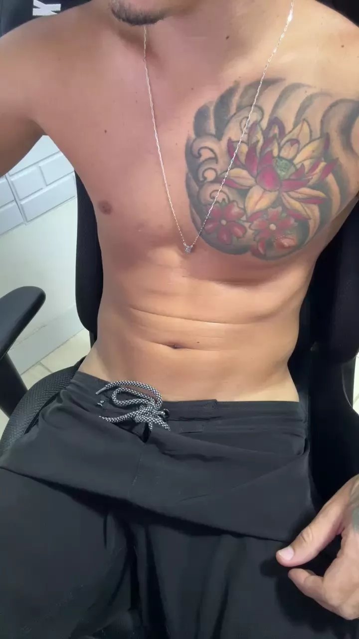 Offline gato_dtado on Cam4