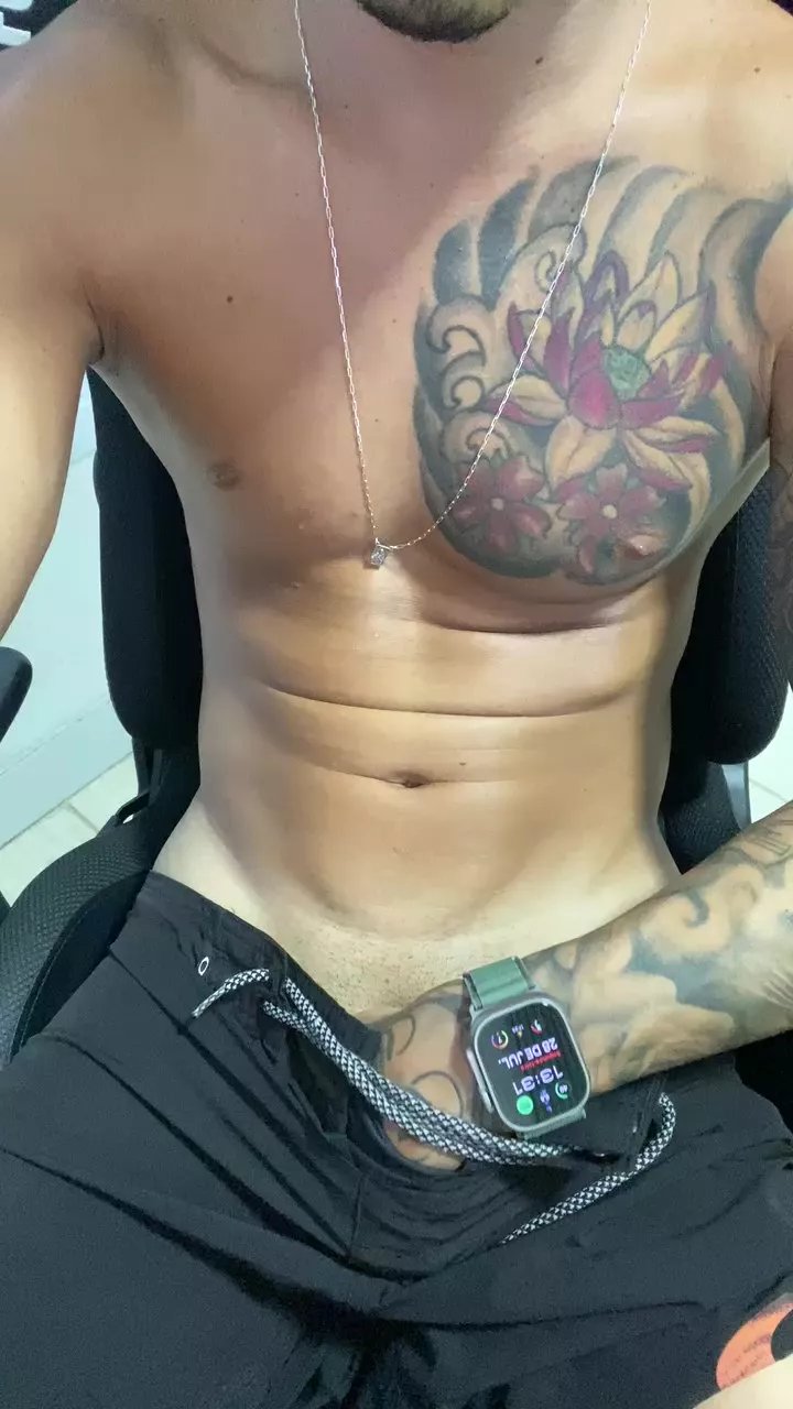 Offline gato_dtado on Cam4