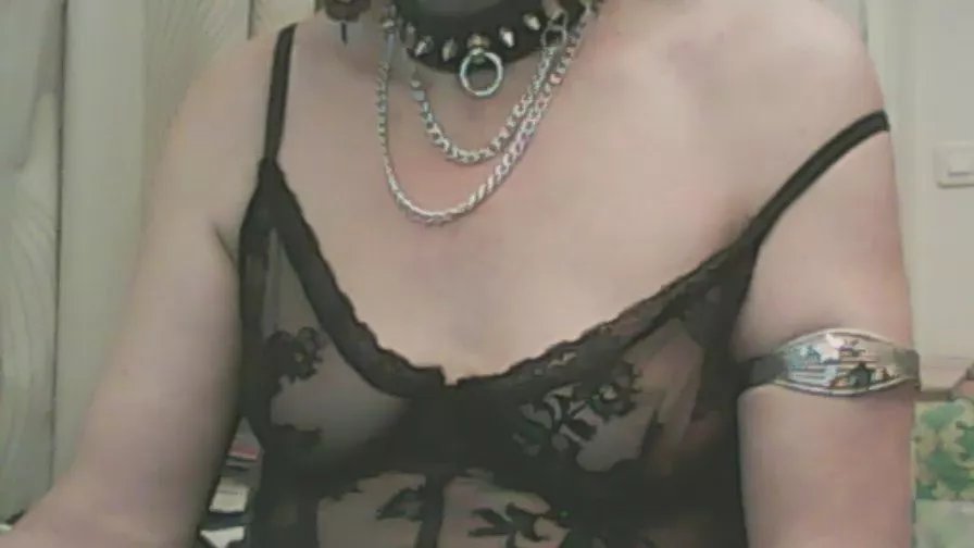 Offline gipperte on Cam4