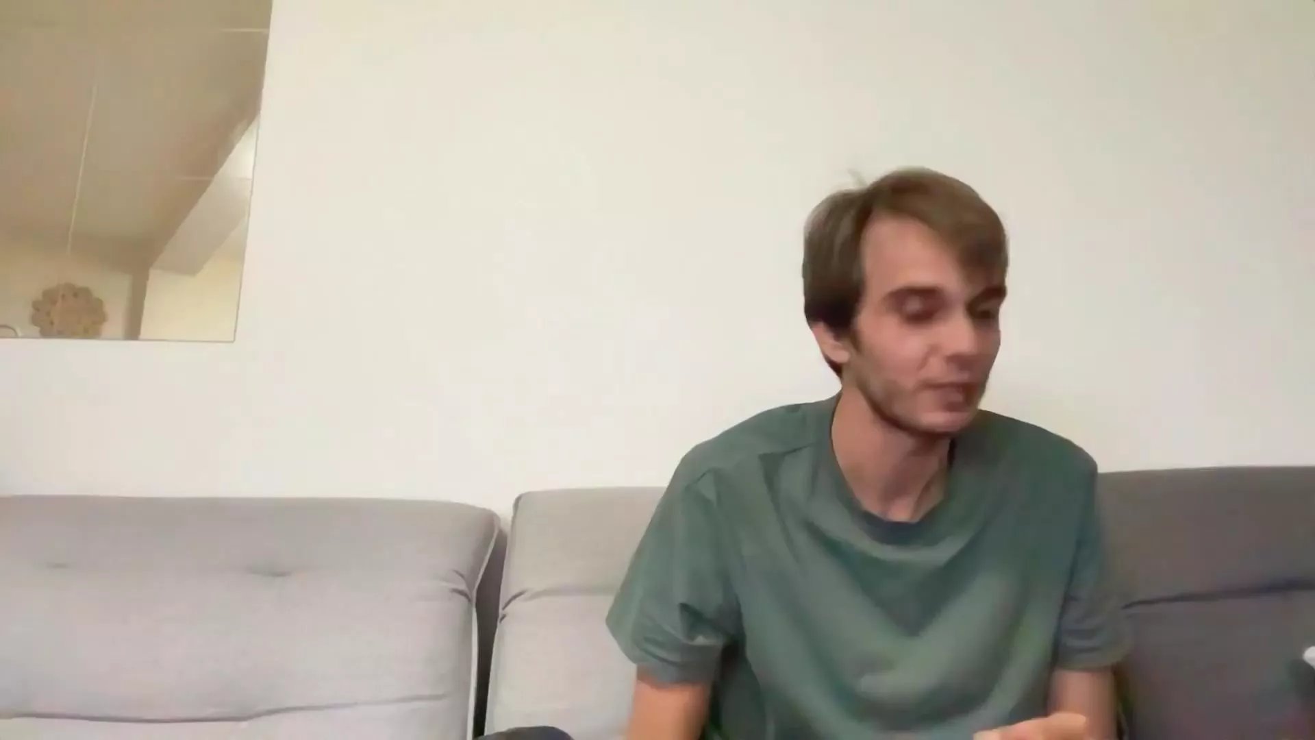 Offline Josh2b on Cam4