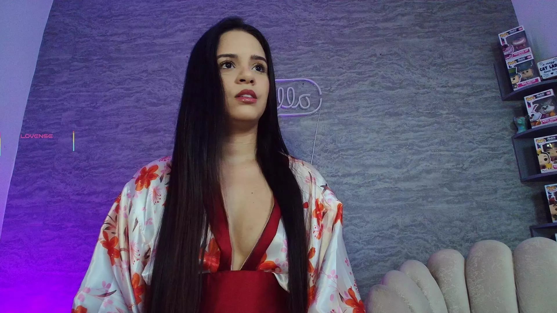 Offline kitty_w6 on Cam4