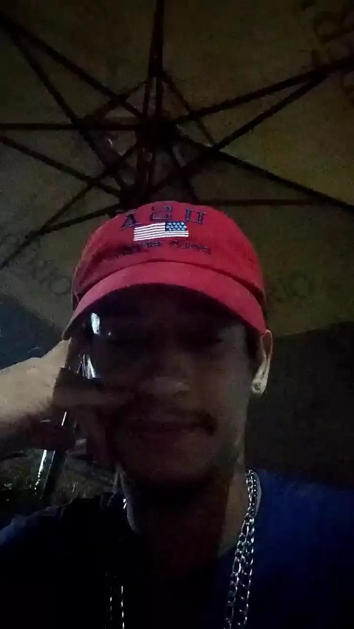 Offline Paulophz00 on Cam4