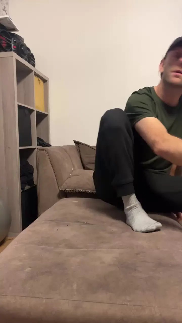 Offline randomboy4 on Cam4