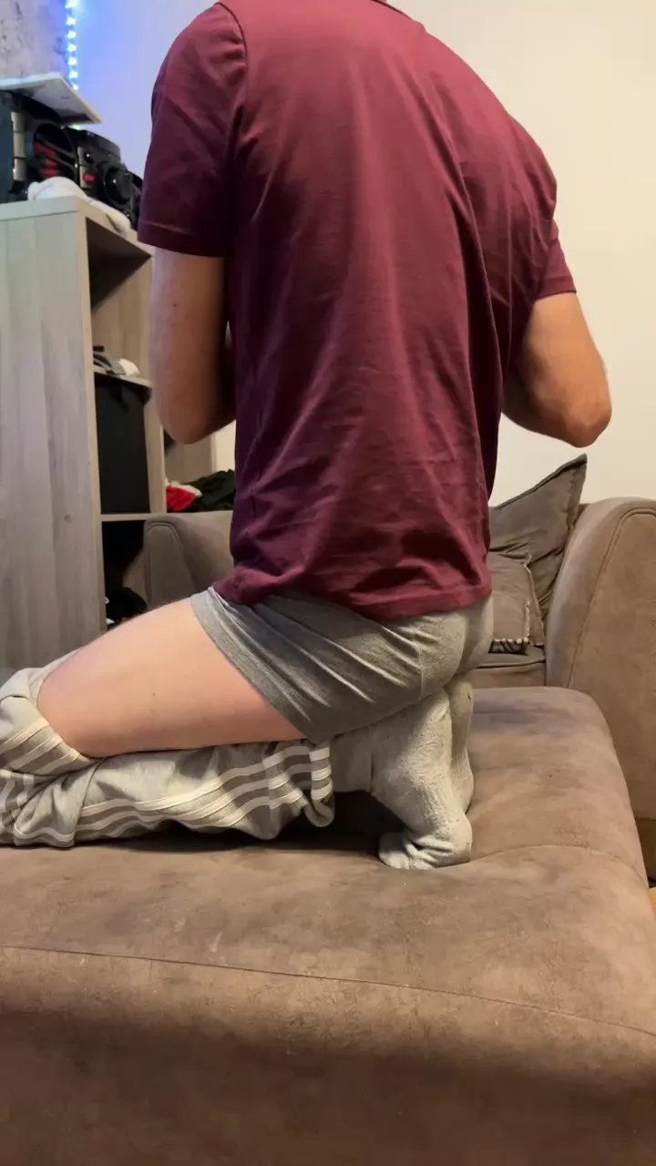 Offline randomboy4 on Cam4