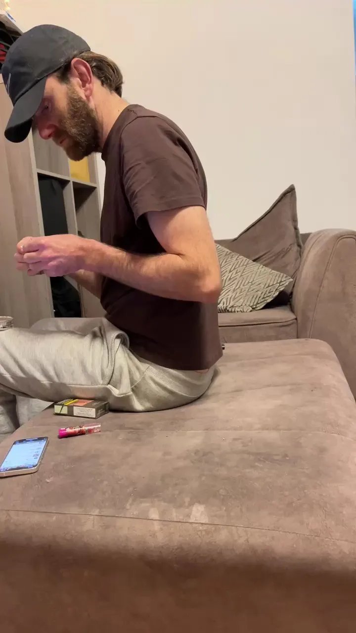 Offline randomboy4 on Cam4