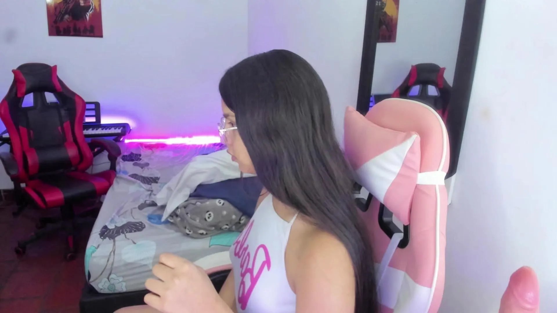 Offline room_kiitty on Cam4