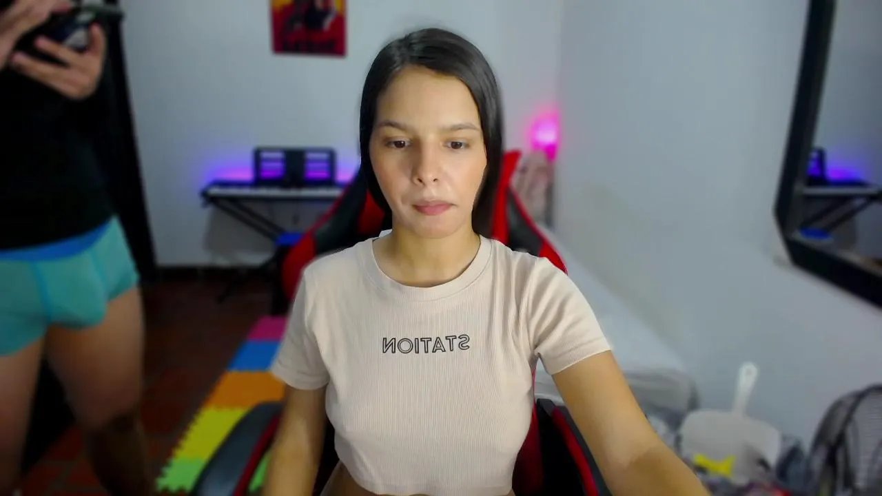 Offline room_kiitty on Cam4