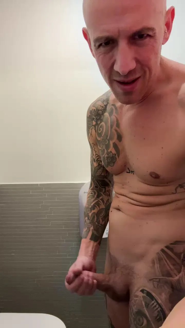 Offline RR1311 on Cam4