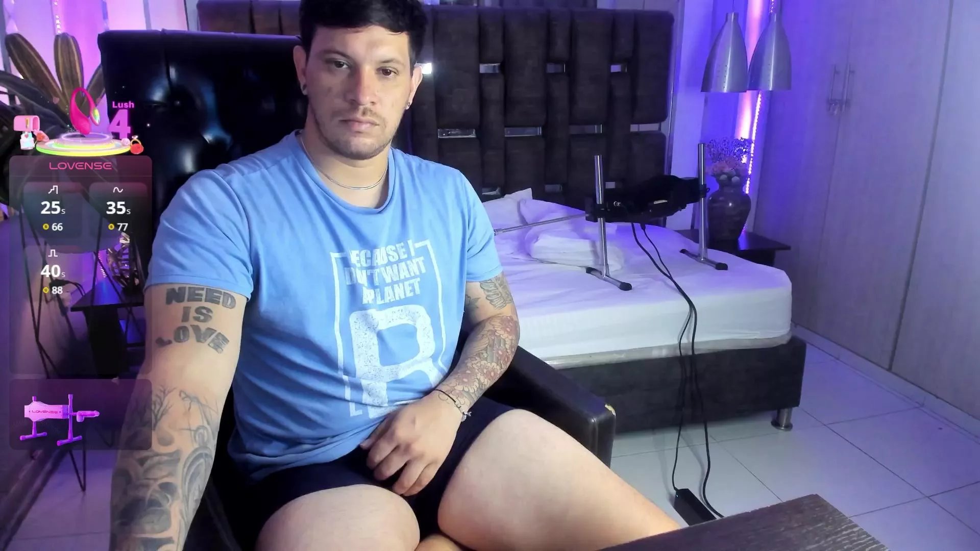 Offline Ryden_ on Cam4