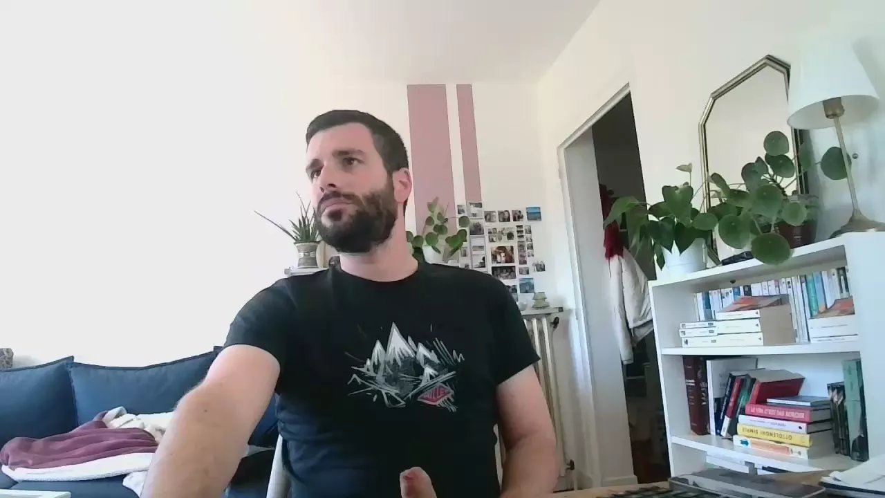 Offline simonxtem on Cam4