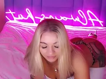 Freechat allwayshottt on Chaturbate