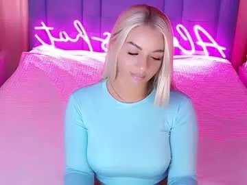 Freechat allwayshottt on Chaturbate