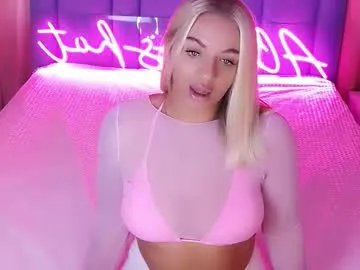 Freechat allwayshottt on Chaturbate