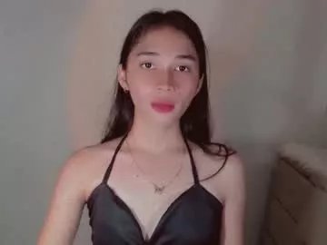 Freechat emelyn_fuckdoll on Chaturbate