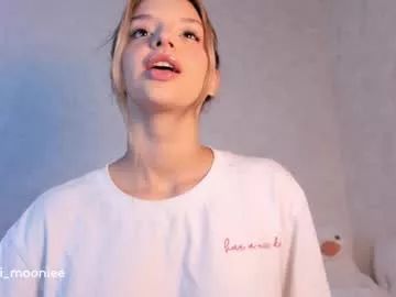 lesi_moonie from Chaturbate is Freechat