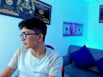 tylerwhiite_ from Chaturbate is Freechat