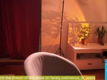 venus_in_jeans from Chaturbate is Freechat