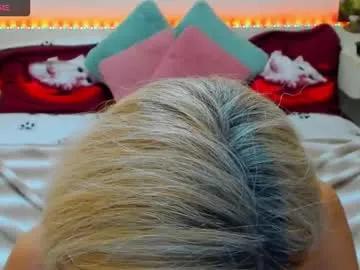 Verrasweet4u from Chaturbate