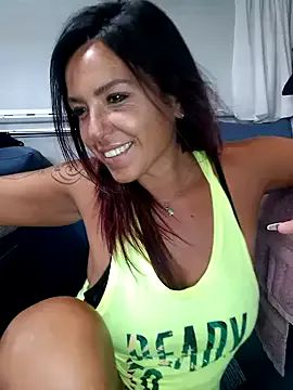 allyson22andy from StripChat is Freechat