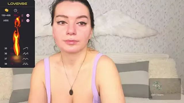 AmySky_ from StripChat is Freechat