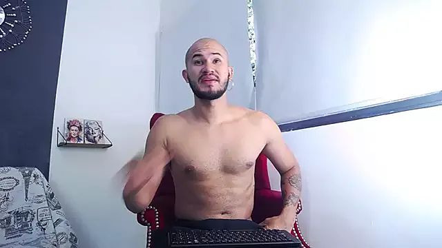 Azul_Nick from StripChat is Freechat