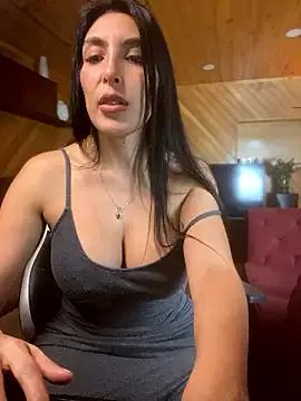 CorinVeil from StripChat is Freechat
