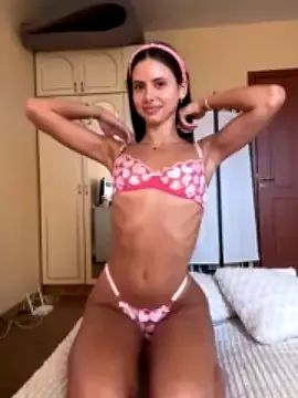 Ellza_ from StripChat is Freechat