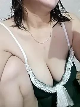 Hana-lee from StripChat is Freechat