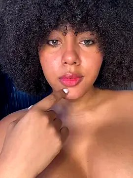 Freechat kendall_coxx on StripChat