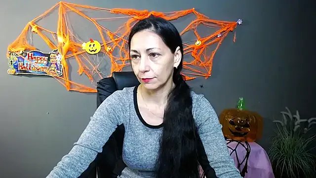 Freechat LiluGrants on StripChat