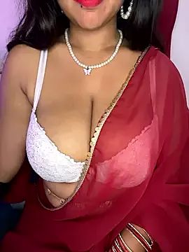 Love_Shina from StripChat is Freechat