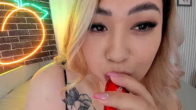 Masturbate to asian online performers. Dirty Free Cams.
