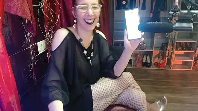 MistressOnline from StripChat is Freechat