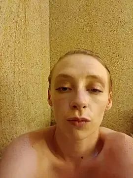 redsworld0724 from StripChat is Freechat