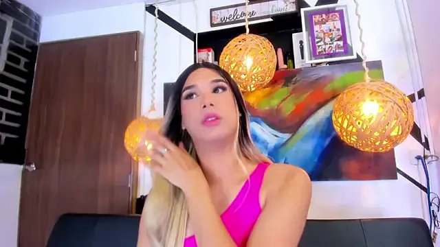 Freechat victoria_aleia_ on StripChat