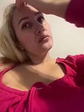 YourBlondee from StripChat is Freechat